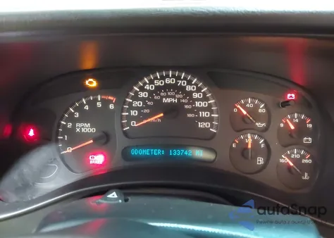 2003 Chevrolet Silverado 1500 z USA, uszkodzony, nr VIN 1GCEC14X43Z348989